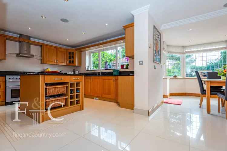 Detached House for sale with 4 bedrooms, Old Nazeing Road, Broxbourne