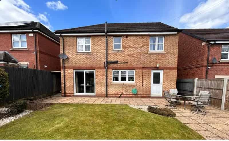 4 Bedroom Detached House to Rent Coombe Fields CV3