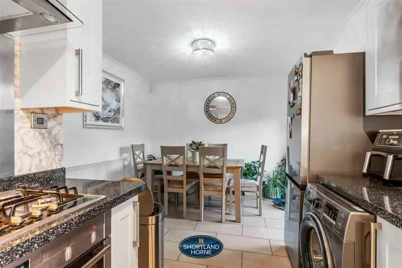 3 Bedroom House to Rent Near Jaguar Land Rover Coventry