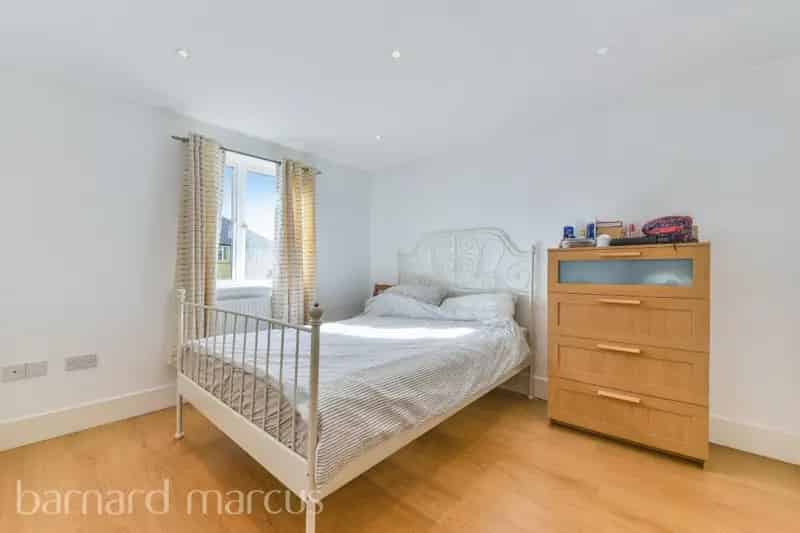 Flat For Rent , London, England