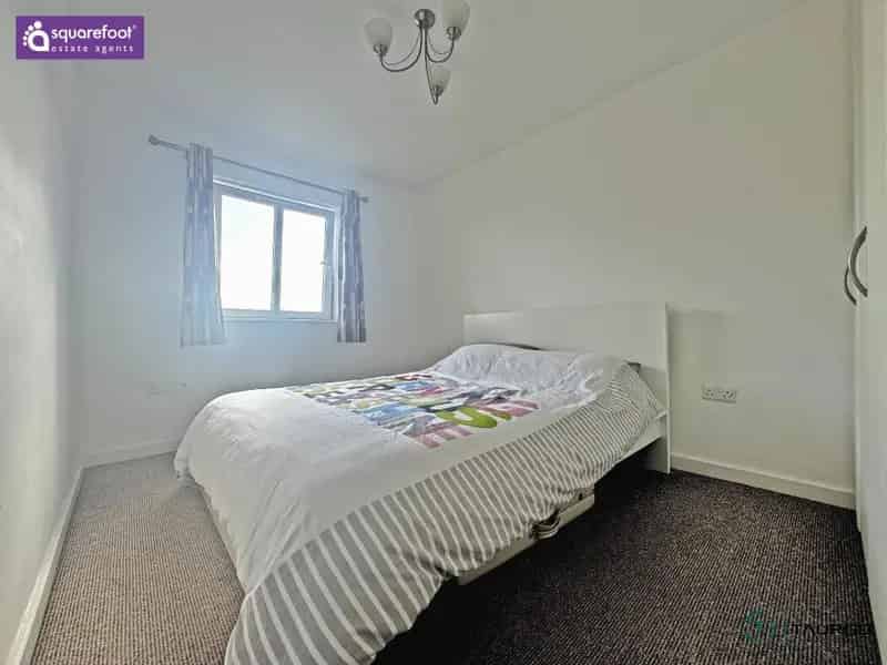 2 Bed Flat for Sale River Views Allocated Parking