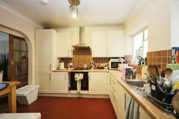 4 Bedroom Detached House Springbourne Bournemouth
