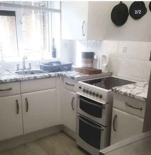 Flat For Rent in East Hertfordshire, England