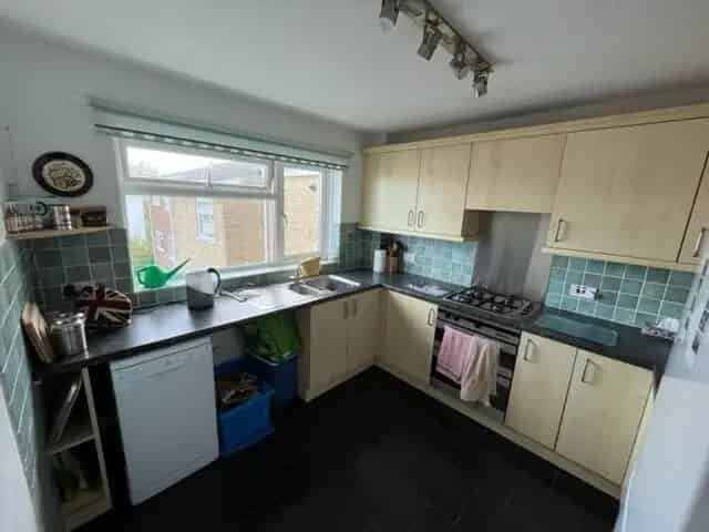 Two Bedroom Beach Apartment with Parking and Garage