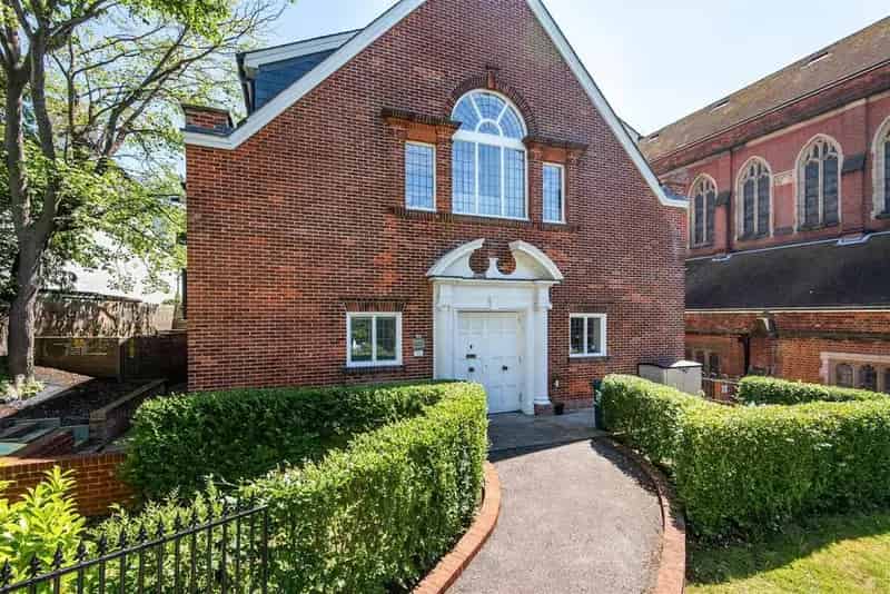 22 Bedroom House for Sale