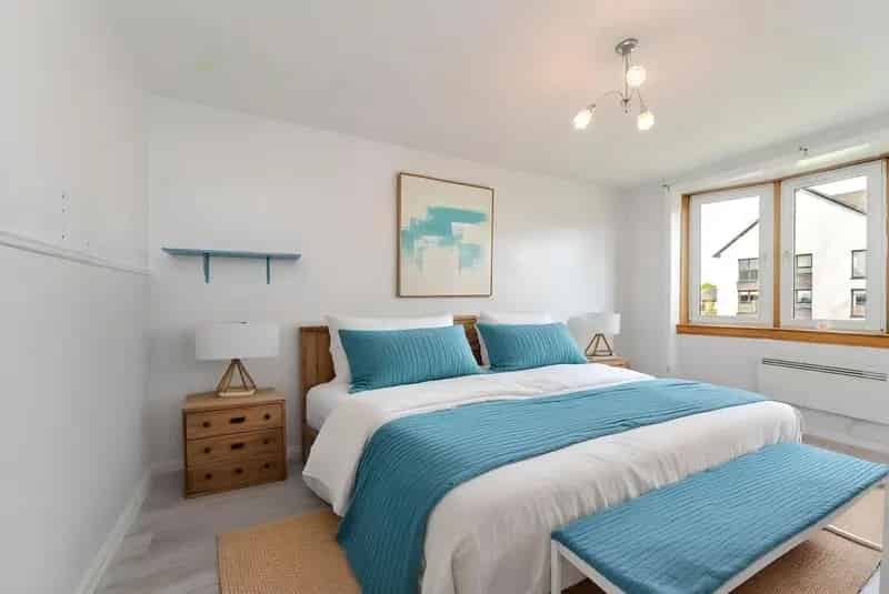 2 Bedroom Flat for Sale Spacious Family Home