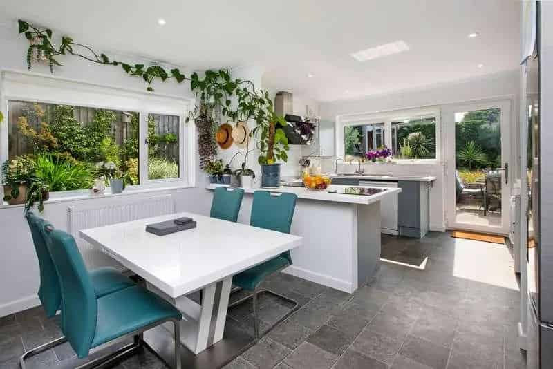 3 Bed Detached Bungalow with River Views