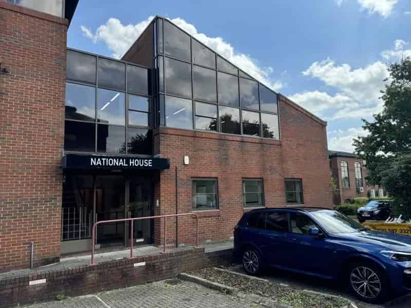 Office Space For Sale or Lease 9 Parking Spaces