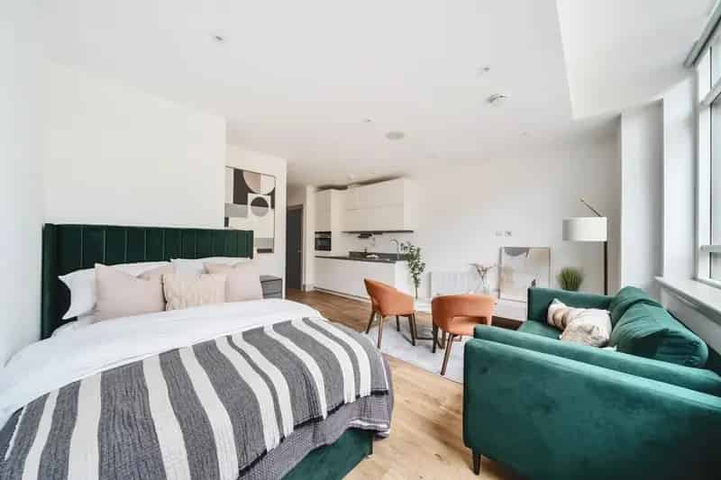 Seven Sisters Studio Apartments Modern City Living