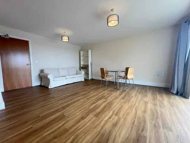 Two Bedroom Apartment with Water Views Allocated Parking
