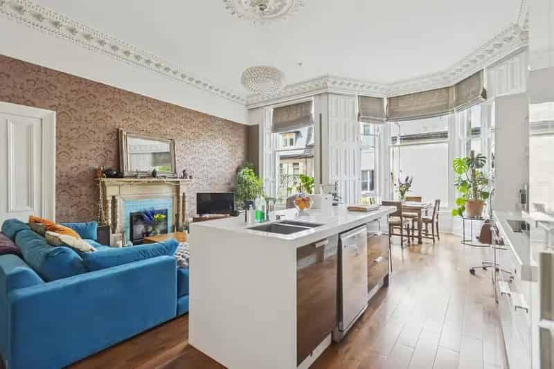 2 Bedroom Apartment For Sale West End