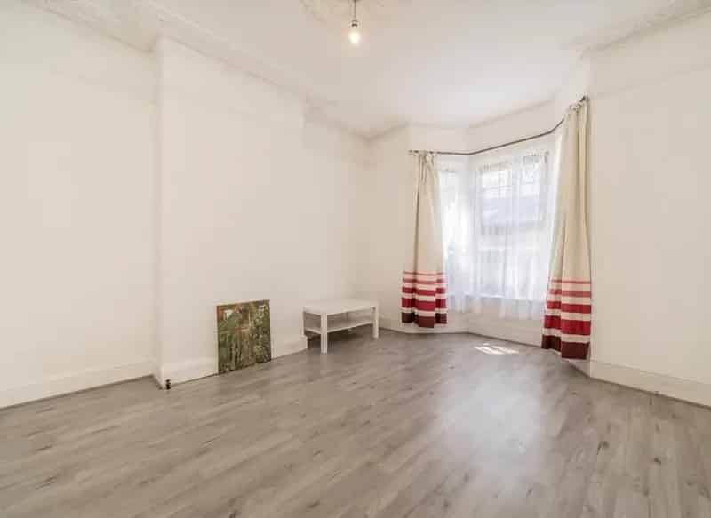 Victorian House Tooting Bec STPP Extension Potential