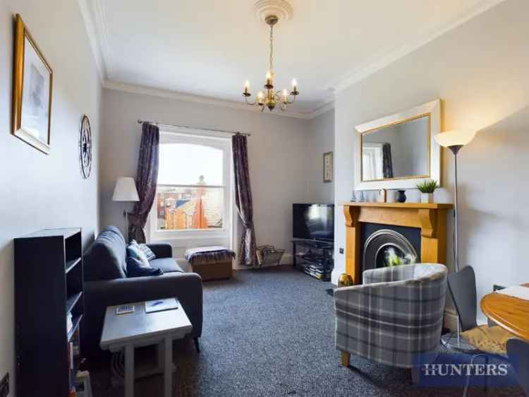 3 Bedroom Triplex Apartment Near Beach and Town Centre