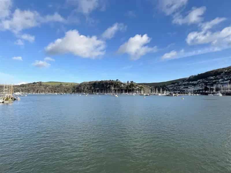 1 Bed Flat for Sale River Dart Views Chain Free