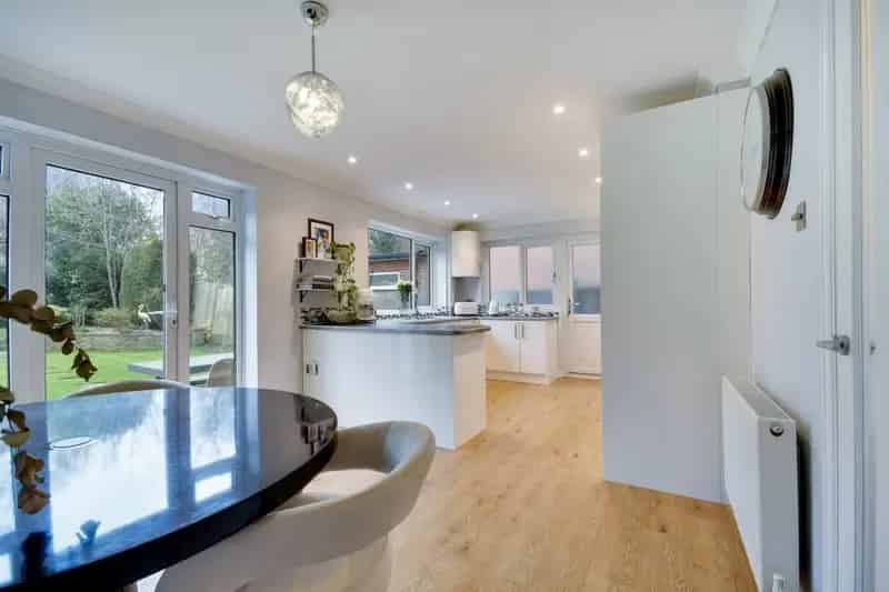 4-Bedroom Detached House Near Shenfield Station