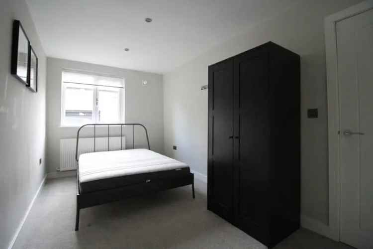 2 Bedroom House To Rent Available Now