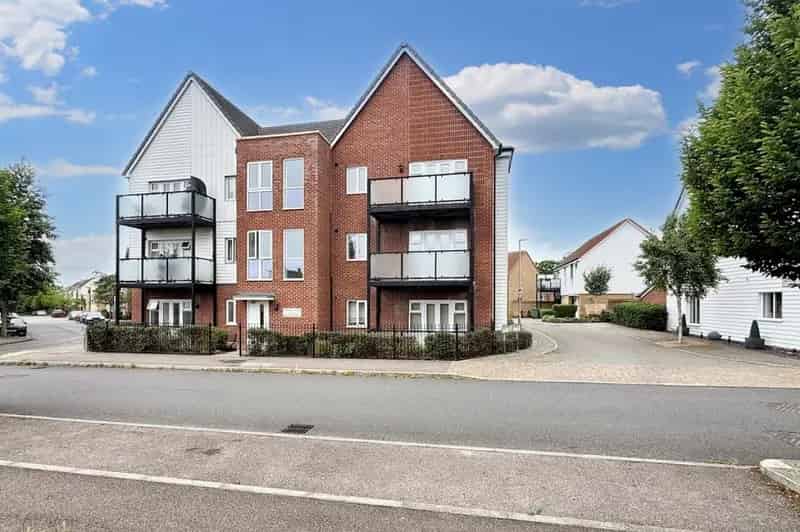 2 Bedroom Flat To Rent Available June 20 2025