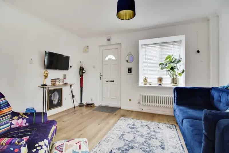 Refurbished 1-Bed Cluster House Panshanger