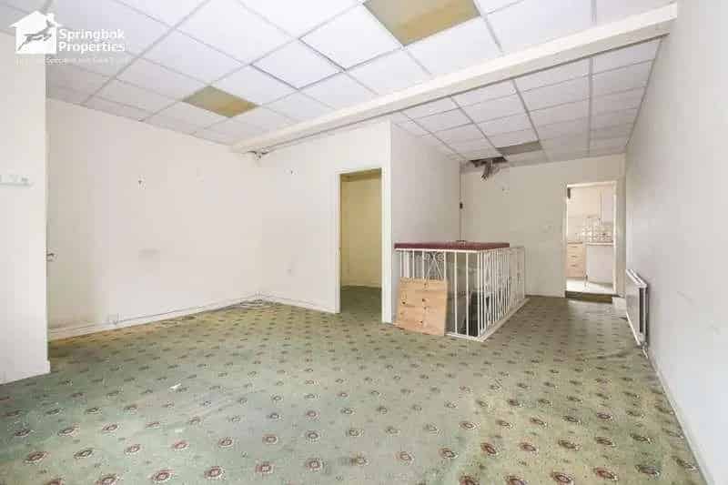 2 Bed Flat For Sale Full Renovation Project Cash Buyers Only