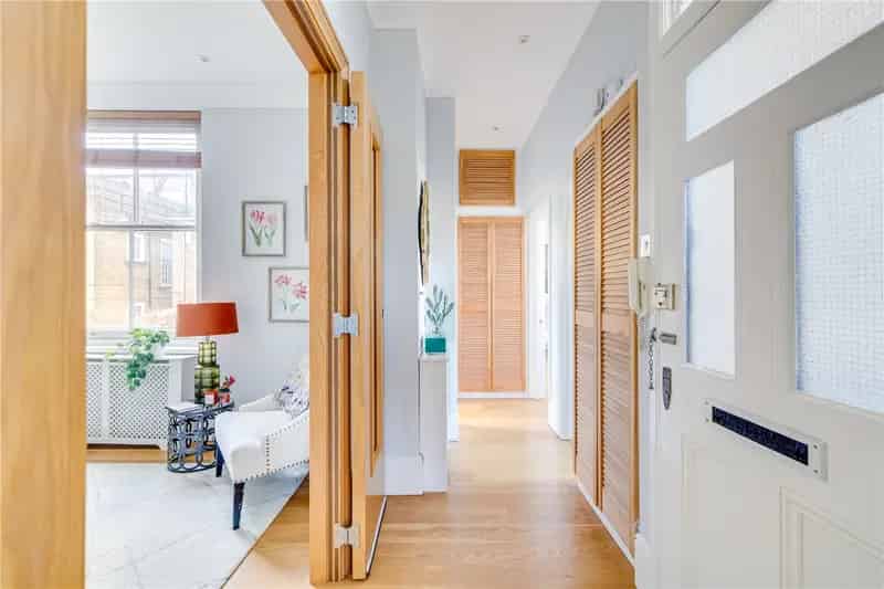 2 Bedroom Flat Fulham 804 sq ft Long Lease No Chain