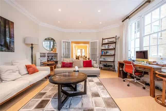 Mayfair Apartment 3 Reception Rooms 3 Bedrooms Staff Quarters