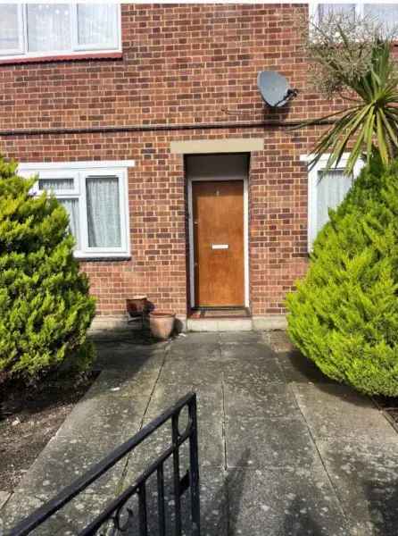 2 Double Bed House Near Amenities