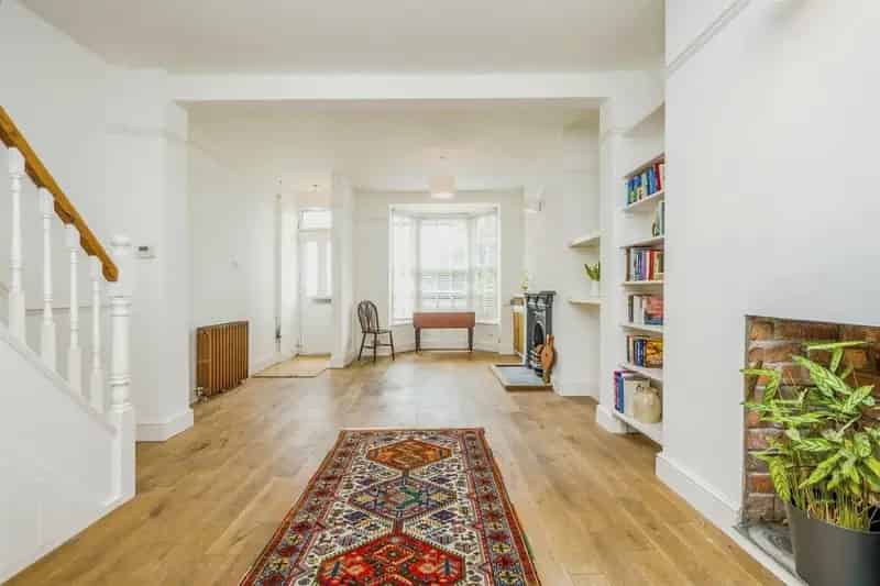 2 Bedroom House Near Llandaff Cathedral