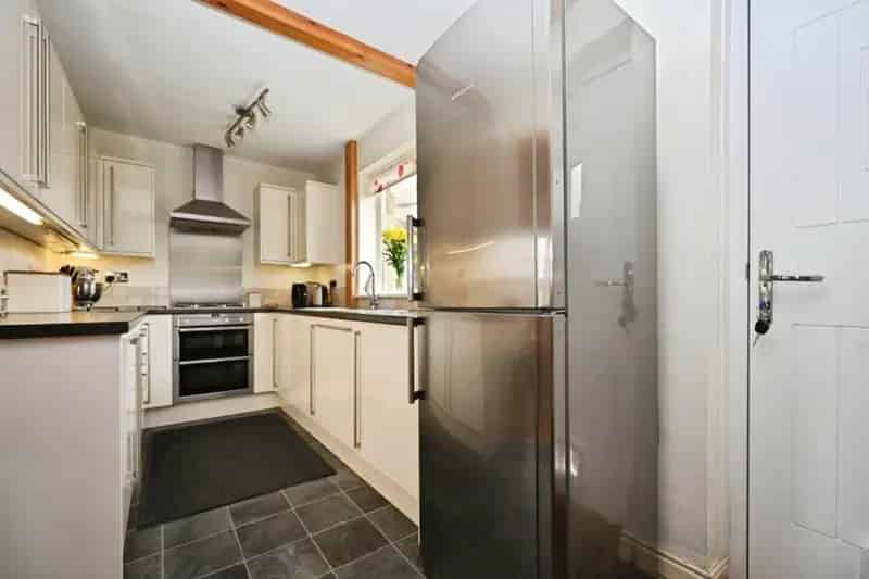 3 Bed Semi-Detached House for Sale