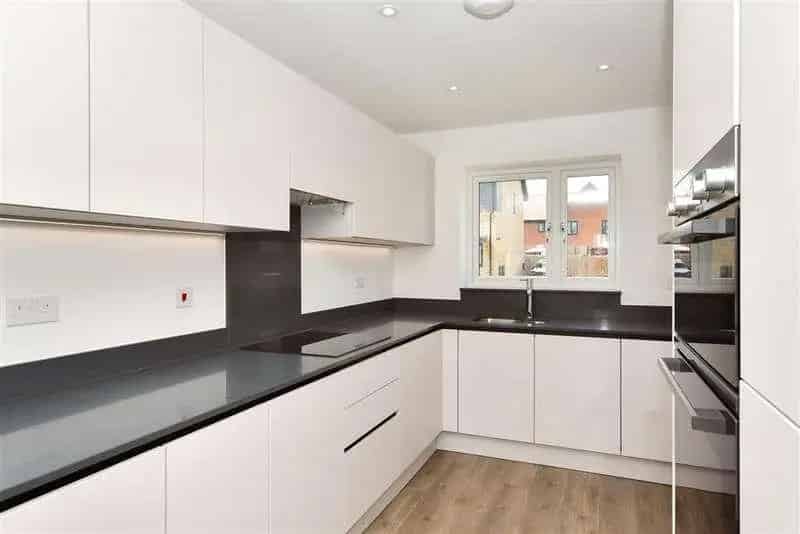 3 Bed Detached House for Sale - Stamp Duty Paid Incentive