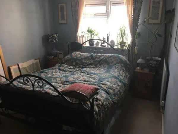 Flat For Rent in Eastbourne, England