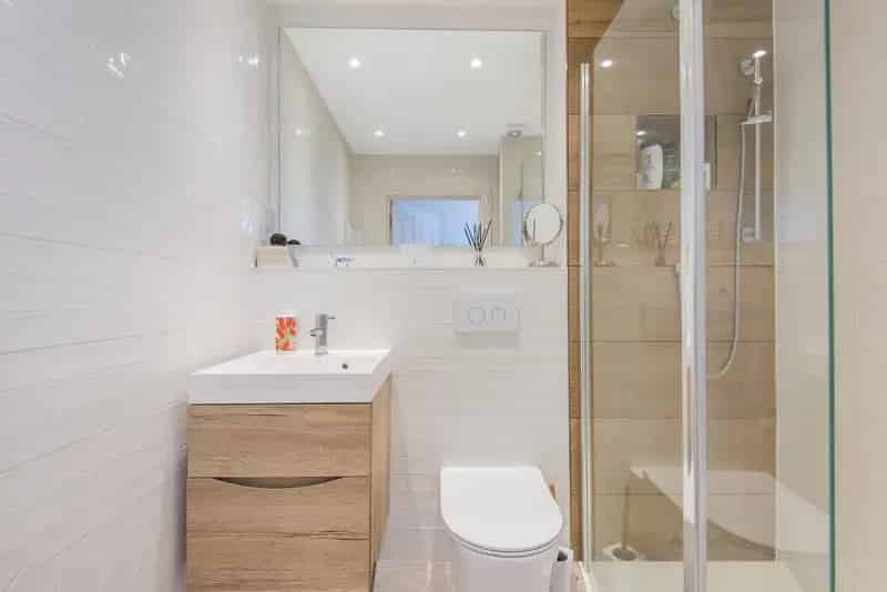 Flat For Sale , London, England