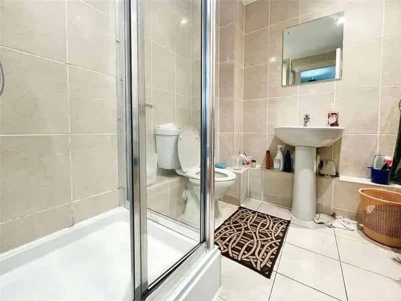 2 Bed Flat Investment Opportunity Near Bicester North Station