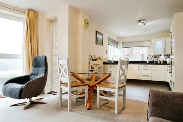 Flat for sale in Jim Driscoll Way, Cardiff CF11