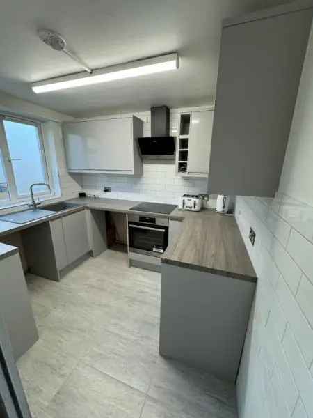 Flat For Rent in Stevenage, England