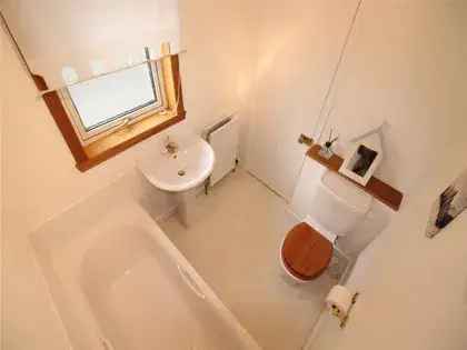 2 Bedroom 80m² Furnished Flat Aberdeen