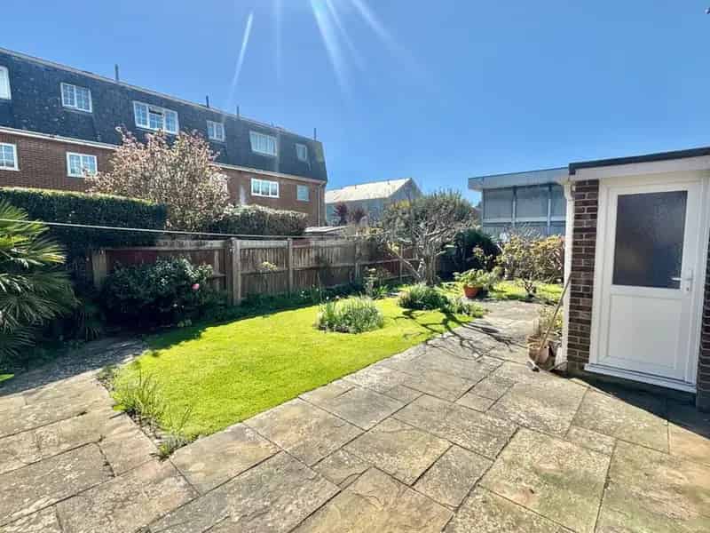3 Bedroom Semi Detached House for Sale Folkestone Kent