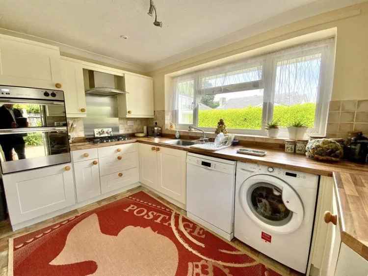 2 Bedroom Detached Bungalow for Sale Near River and Hengistbury Head