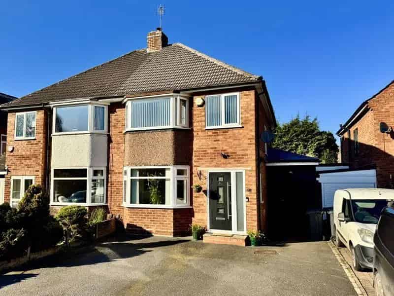 3 Bedroom Semi-Detached House for Sale