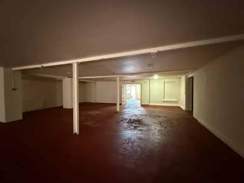 Commercial Unit -  3184 sq ft Workshop Fitness Studio in Whittington
