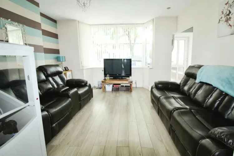 4 Bedroom Semi Detached House Birmingham