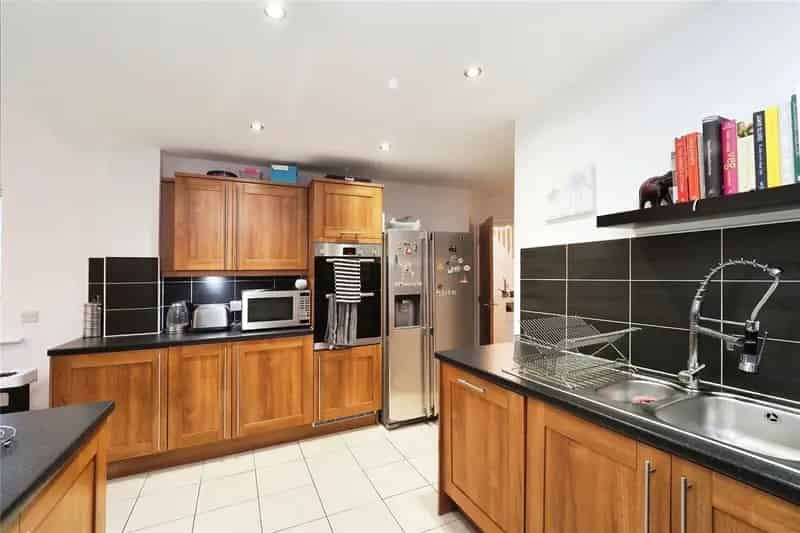Four Bedroom Detached House with Two En-Suites and Garage