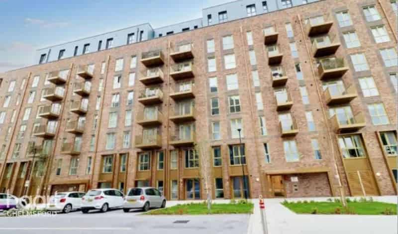 3 Bedroom Apartment for Sale - No Sale No Fee