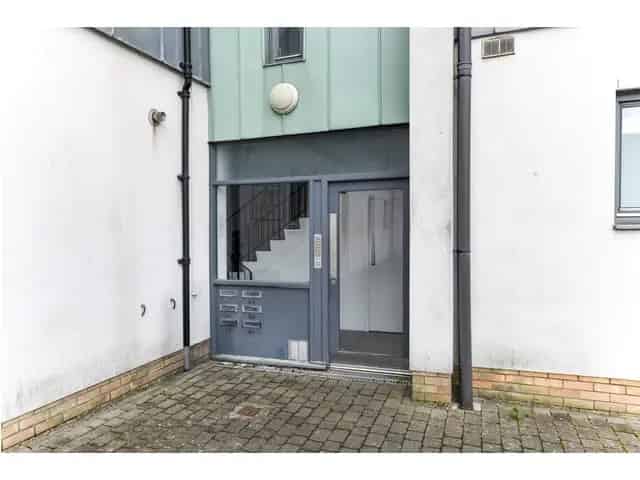 2 Bedroom Flat for Sale Barclay House