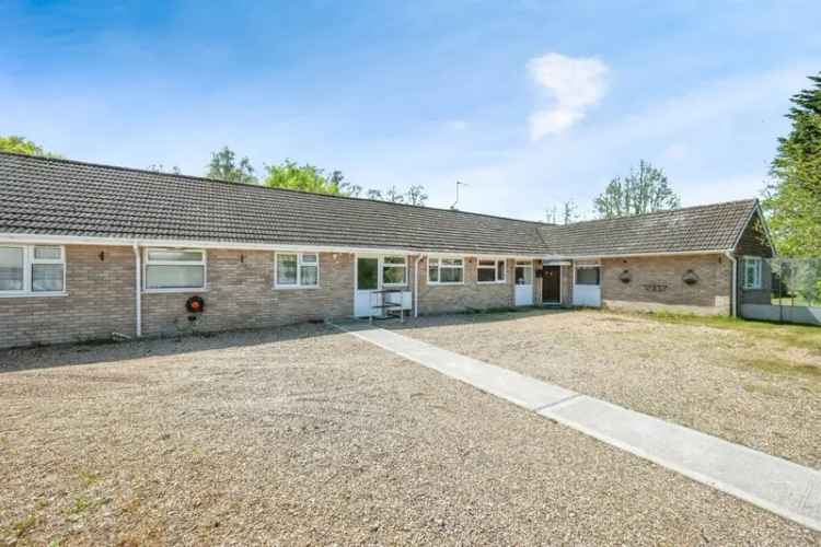 Spacious Detached Bungalow with Annex and Large Garden