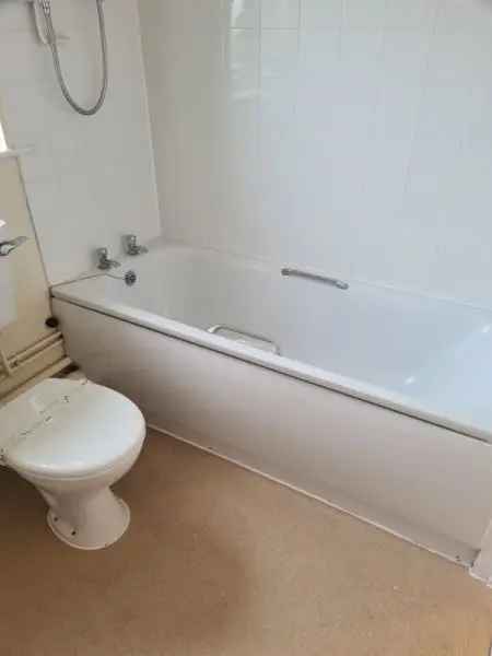 Flat For Rent in Nuneaton and Bedworth, England