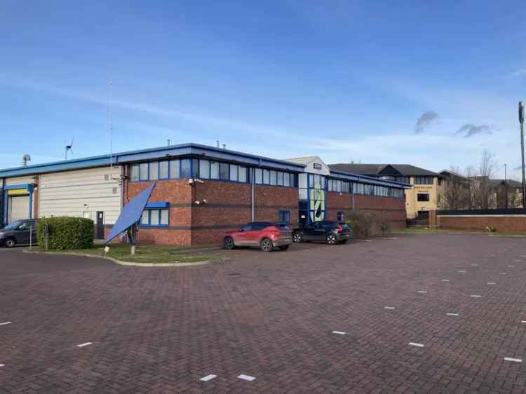 Steel Portal Frame Industrial Unit with Two Storey Offices and Ample Parking