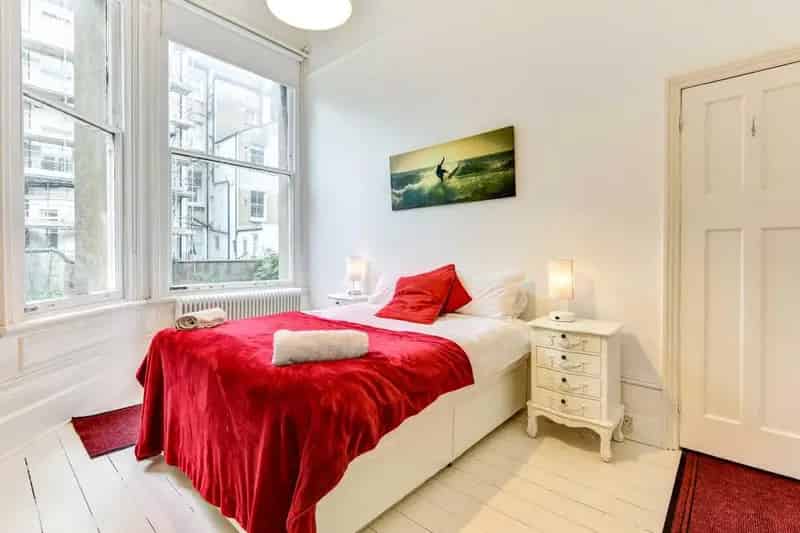 2 Bedroom Flat to Rent