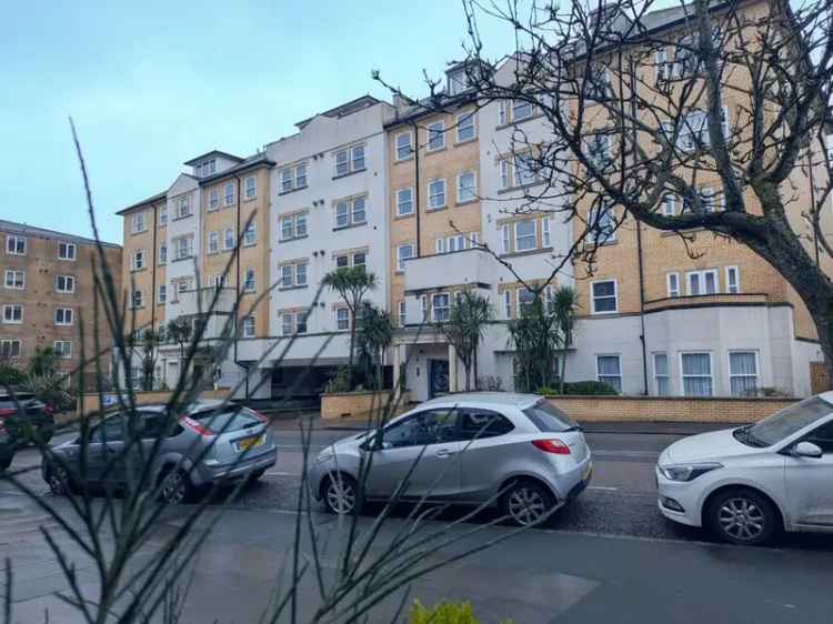 2 bedroom  Flat to rent, Folkestone, Kent, CT20