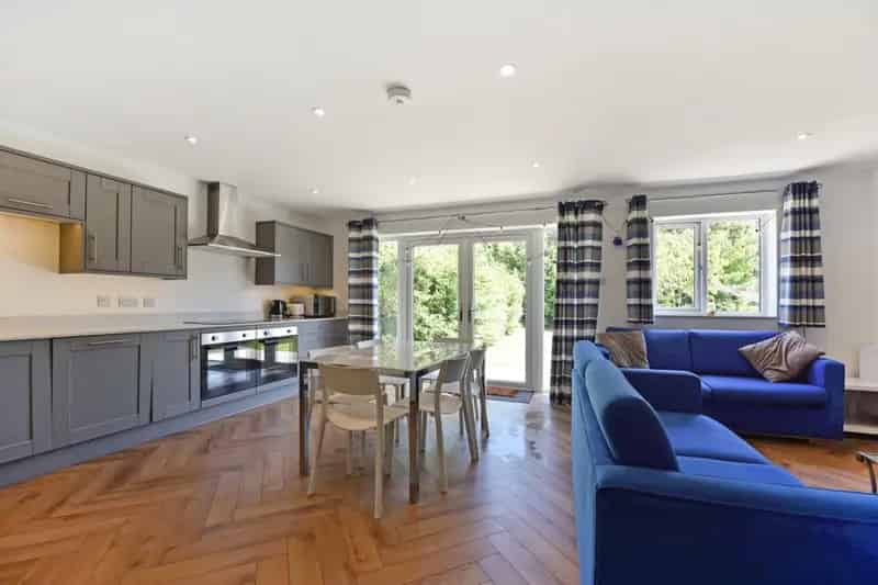 1 Bedroom House of Multiple Occupation HMO To Rent