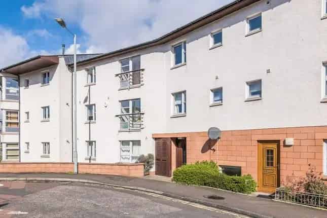 2 Bedroom Flat House to Rent in Edinburghs Willowbrae